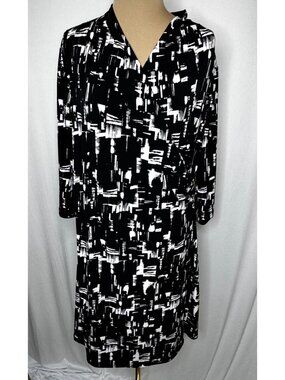 Coldwater Creek Black & White Faux Wrap V Neck Dress Size 16